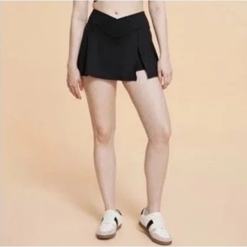 Blogilates Women's Criss Cross Slit High-Rise Skort Jet Black XS